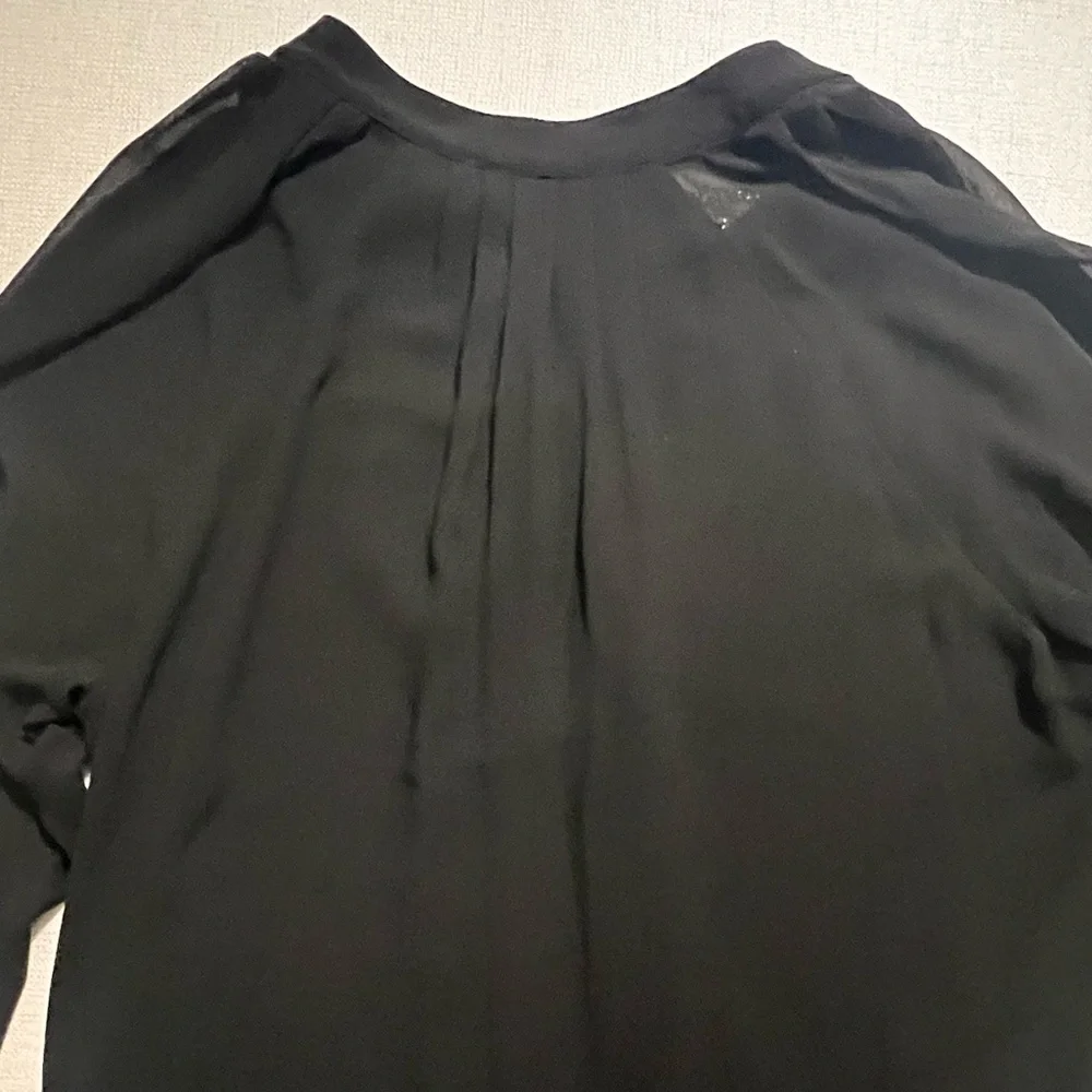 MICHAEL KORS Black Chiffon Tunic w Gold-tone Metal Lace Up Front. Large